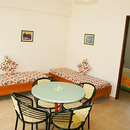 Avlu 1 Apart Otel