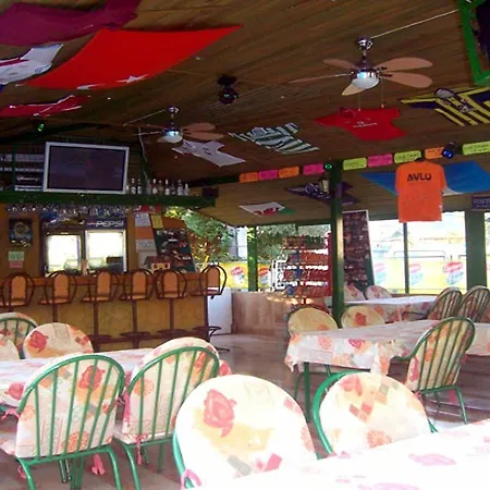 Avlu 1 3* Ичмелер